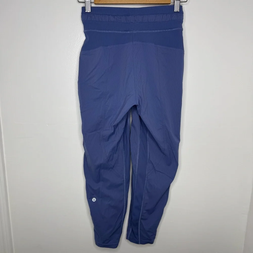 LULULEMON Water Drop Dance Studio Mid Rise Crop Pants
